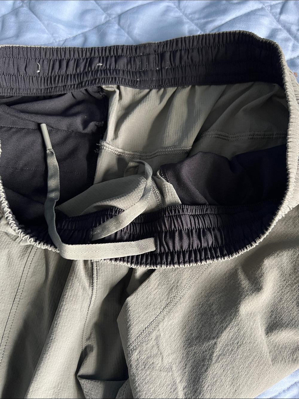 Lululemon Mens 5” shorts - Picture 3 of 7